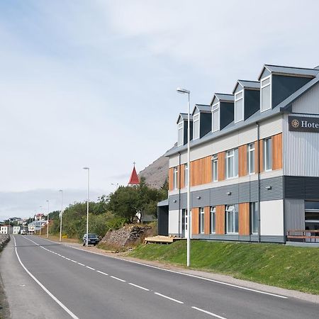 Hotel West Patreksfjordur Esterno foto