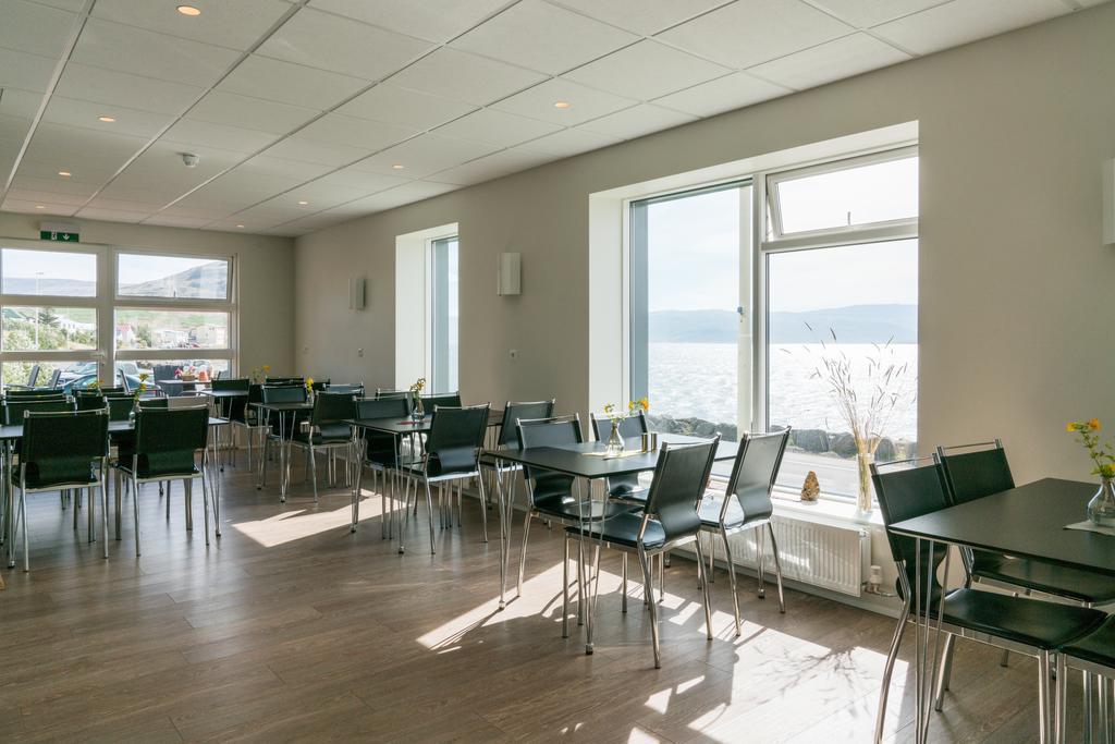 Hotel West Patreksfjordur Esterno foto