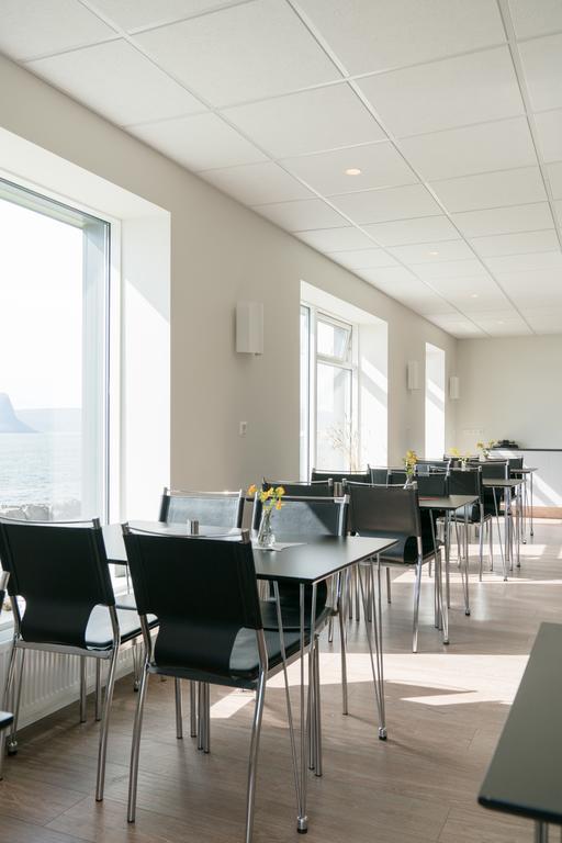 Hotel West Patreksfjordur Esterno foto