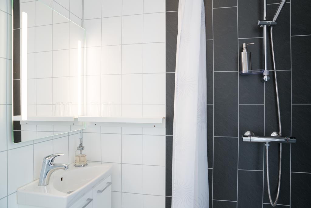 Hotel West Patreksfjordur Esterno foto