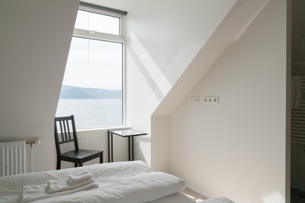 Hotel West Patreksfjordur Esterno foto